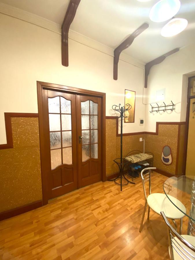 Квартира Подобово В Центрі На Вулиці Проспект Свободи 7 Lviv Eksteriør bilde