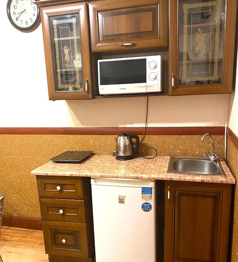 Квартира Подобово В Центрі На Вулиці Проспект Свободи 7 Lviv Eksteriør bilde